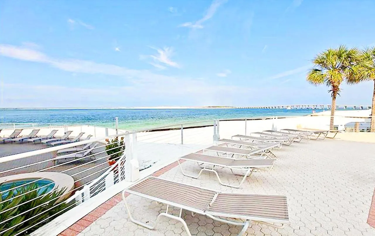 East Pass 102 Apartment Destin