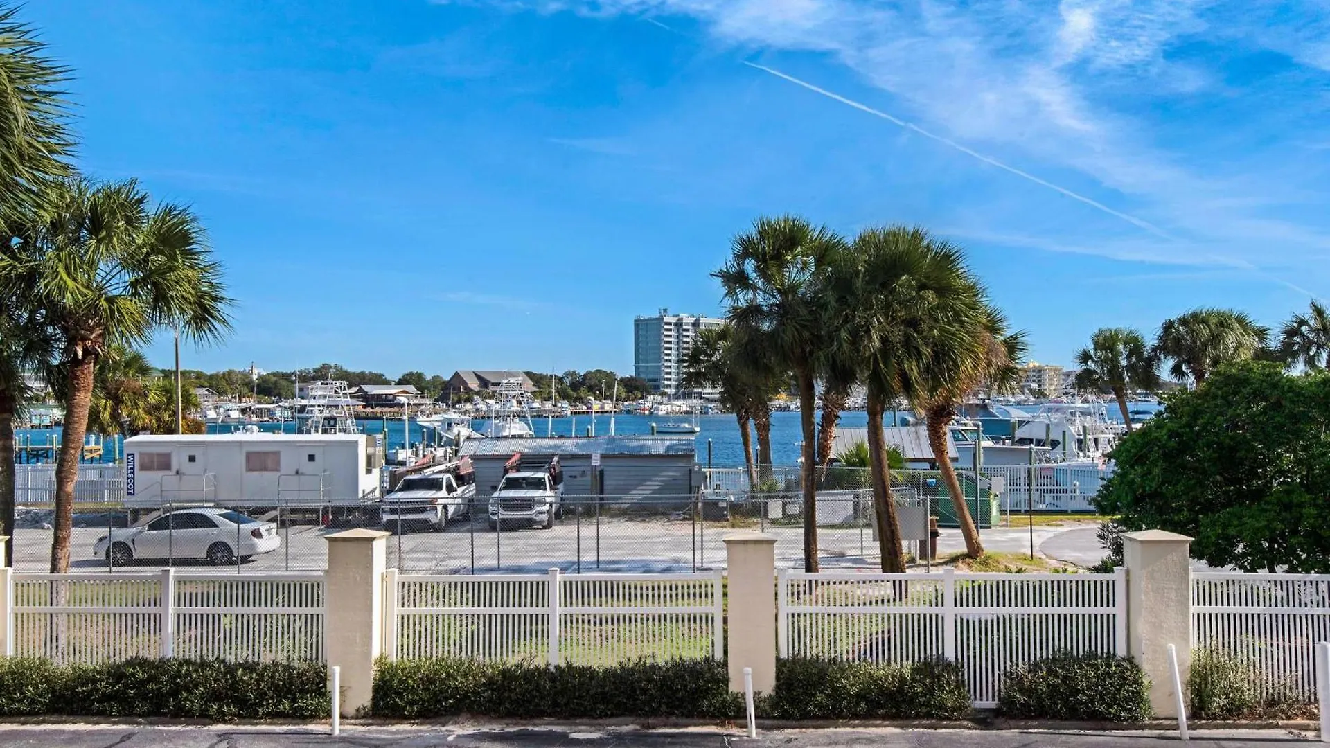 East Pass 102 Apartment Destin
