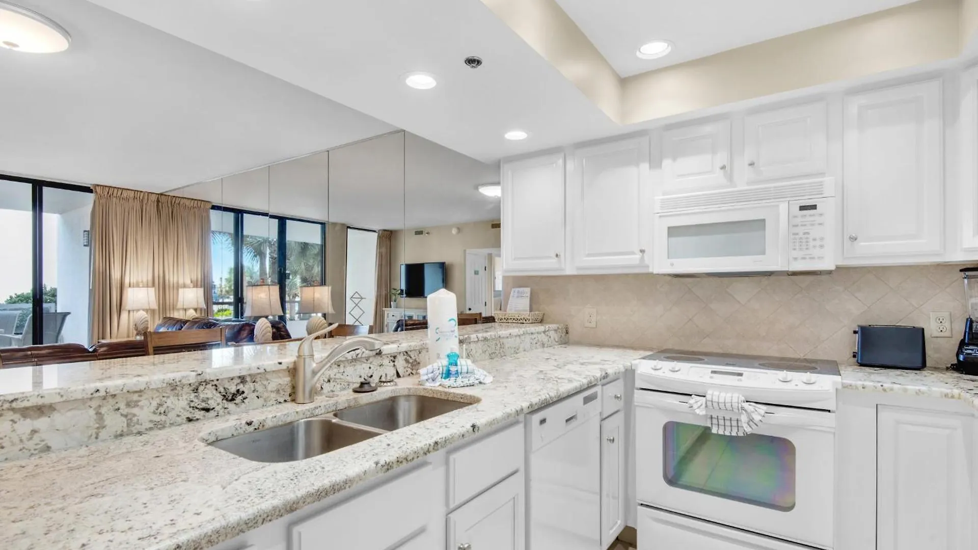 East Pass 102 Apartment Destin United States